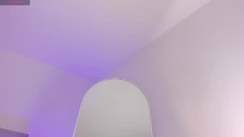 Snapshot of antonellaa_gomez chatting on September 24, 11:35 am Antonellaa online show from September 24, 11:35 am