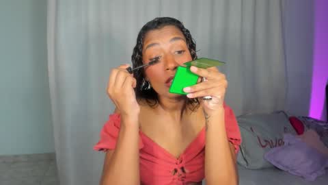 Snapshot of antonellaparker chatting on February 8, 6:44 pm Sarah online show from February 8, 6:44 pm