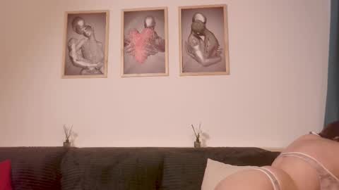 Antonia online show from March 5, 9:49 am