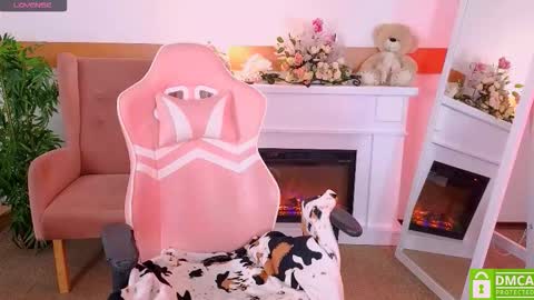 Snapshot of antonia_ferrero chatting on December 14, 7:58 am antonia_ferrero online show from December 14, 7:58 am