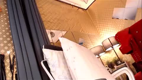 Snapshot of antoniasaints69 chatting on December 14, 4:34 am antoniasaints69 online show from December 14, 4:34 am