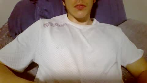 Snapshot of antonio_ricci chatting on January 25, 11:43 pm antonio_ricci online show from January 25, 11:43 pm