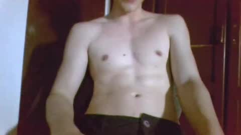 Snapshot of antonio_ricci chatting on February 4, 4:15 am antonio_ricci online show from February 4, 4:15 am