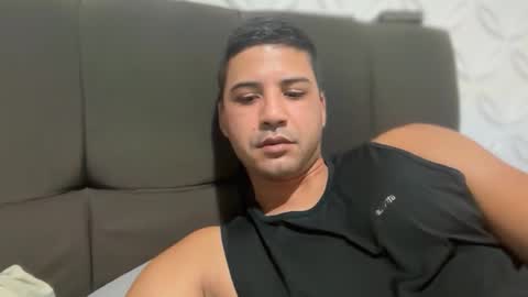 Snapshot of antoniodosul chatting on December 20, 5:36 am antoniodosul online show from December 20, 5:36 am