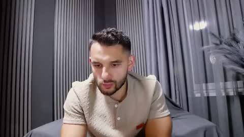 HI My name is Antonio online show from September 21, 7:04 pm