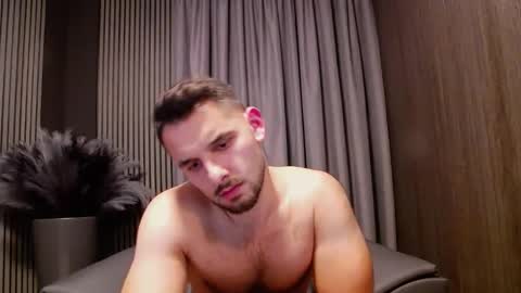 HI My name is Antonio online show from November 16, 8:14 pm