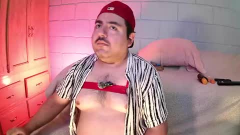 Snapshot of anuarfox chatting on October 5, 11:19 am AnuarFox online show from October 5, 11:19 am