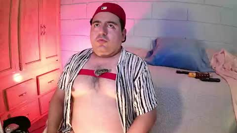 Snapshot of anuarfox chatting on November 2, 12:07 pm AnuarFox online show from November 2, 12:07 pm