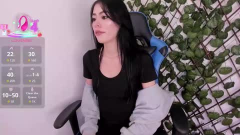 Snapshot of anya_belth chatting on October 13, 6:52 pm anya_belth online show from October 13, 6:52 pm