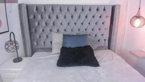 Snapshot of anya_belth chatting on October 26, 3:51 pm anya_belth online show from October 26, 3:51 pm