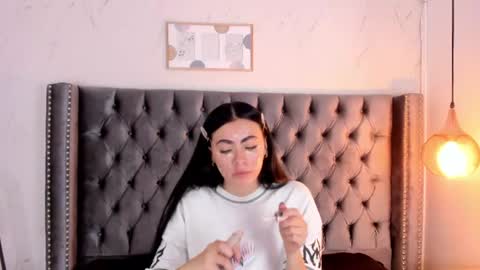 anya_belth online show from July 11, 7:38 pm