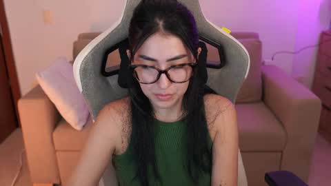 anya online show from July 28, 8:52 pm