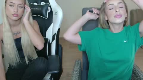 Anya online show from July 16, 6:58 pm