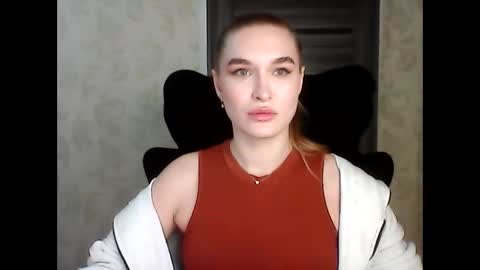 AnyaSmack online show from November 26, 4:52 pm