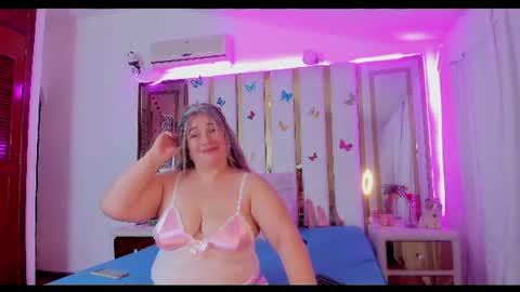 Anyela  online show from June 18, 3:51 am