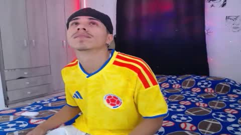 Snapshot of anyelo_sexyhot chatting on March 29, 7:36 pm anyelo_sexyhot online show from March 29, 7:36 pm