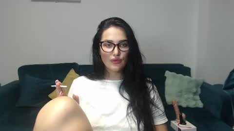 Snapshot of anyevyy chatting on June 21, 6:43 pm AnyEvyy online show from June 21, 6:43 pm
