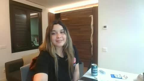 Snapshot of anyis6826 chatting on November 1, 9:39 pm anyis6826 online show from November 1, 9:39 pm