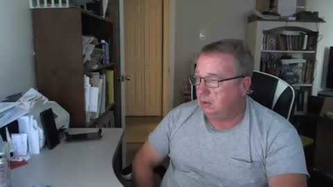 Snapshot of anytimeuwantme chatting on November 4, 10:09 pm anytimeuwantme online show from November 4, 10:09 pm