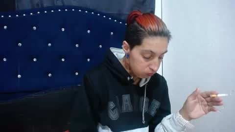 anyu online show from December 17, 9:50 am