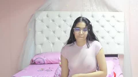 Snapshot of aome_rainbow2 chatting on November 7, 6:13 am Aome Rainbow online show from November 7, 6:13 am