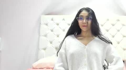 Aome Rainbow online show from January 14, 6:08 am