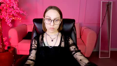 Snapshot of aphexqueen chatting on January 27, 9:13 am APHEX QUEEN online show from January 27, 9:13 am