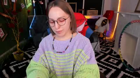 Snapshot of aphexqueen chatting on February 19, 4:11 pm APHEX QUEEN online show from February 19, 4:11 pm