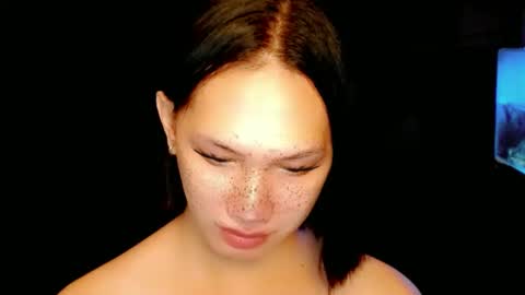 Snapshot of aphr0dite_x chatting on January 4, 5:47 pm Roman Goddess online show from January 4, 5:47 pm