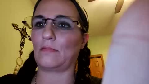 Snapshot of aphrodite60 chatting on November 22, 11:15 pm Aphrodite60 online show from November 22, 11:15 pm