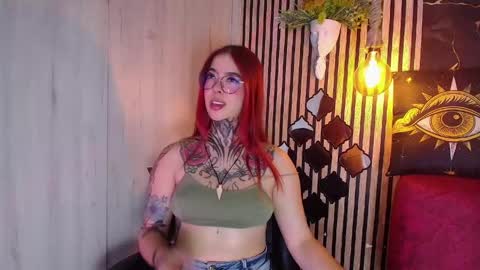 Snapshot of aphrodite__bloom chatting on May 8, 10:15 pm aphrodite__bloom online show from May 8, 10:15 pm