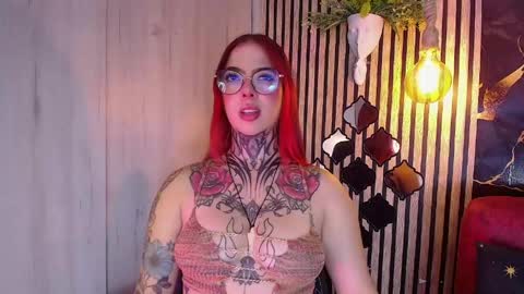 Snapshot of aphrodite__bloom chatting on May 14, 10:38 pm aphrodite__bloom online show from May 14, 10:38 pm