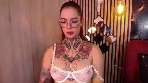 Snapshot of aphrodite__bloom chatting on June 23, 10:08 pm aphrodite__bloom online show from June 23, 10:08 pm