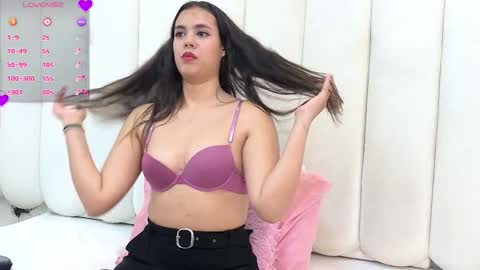 Snapshot of aphrodite_rosse chatting on March 18, 12:08 pm aphrodite_rosse online show from March 18, 12:08 pm