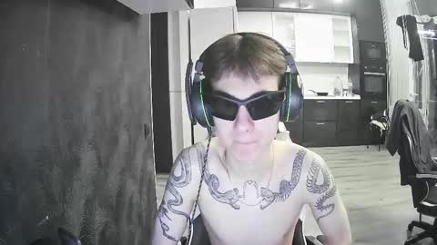 Snapshot of aplant_ chatting on September 14, 5:56 pm aplant_ online show from September 14, 5:56 pm