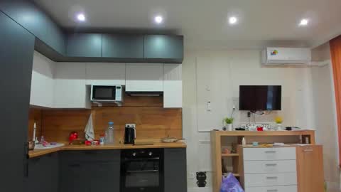 aplant_ online show from March 7, 3:58 am