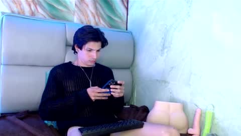 Apolo online show from February 21, 4:48 pm