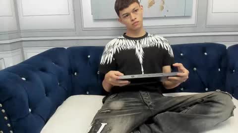   online show from March 1, 2:57 am