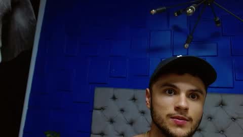 Apolo online show from March 3, 2:59 pm