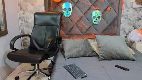 Apolo online show from October 14, 9:26 pm