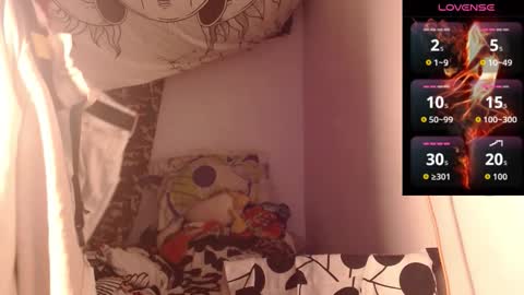 Snapshot of apolo_s chatting on December 15, 3:11 am Andres online show from December 15, 3:11 am