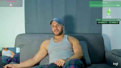 Snapshot of apolo_strange chatting on October 28, 3:54 am apolo_strange online show from October 28, 3:54 am