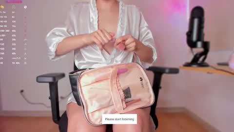 Snapshot of apoteosis_ chatting on December 14, 11:18 am Apo online show from December 14, 11:18 am