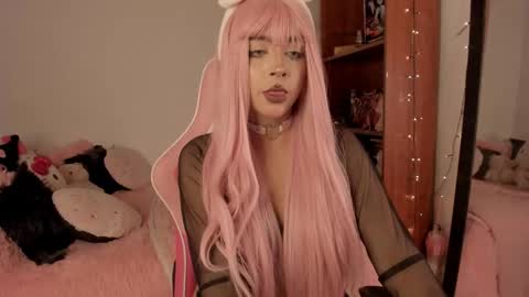     online show from November 27, 7:38 pm