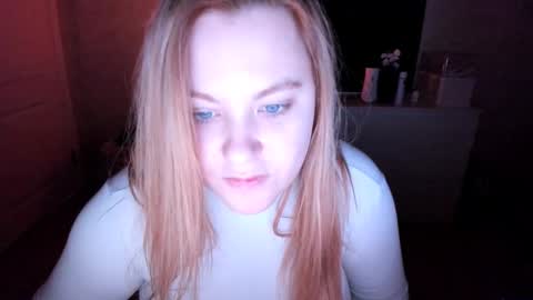 Snapshot of appleyummybuns chatting on January 9, 10:51 am appleyummybuns online show from January 9, 10:51 am