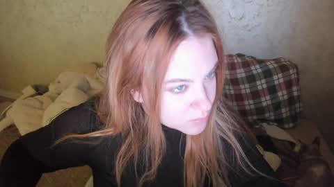 Snapshot of appleyummybuns chatting on April 1, 2:47 pm appleyummybuns online show from April 1, 2:47 pm