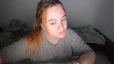 Snapshot of appleyummybuns chatting on May 12, 2:08 am appleyummybuns online show from May 12, 2:08 am