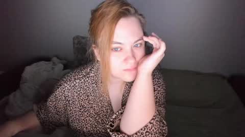 Snapshot of appleyummybuns chatting on May 15, 11:56 pm appleyummybuns online show from May 15, 11:56 pm
