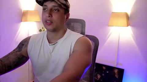 Snapshot of appolo_allen chatting on July 23, 2:31 am insta appolo master online show from July 23, 2:31 am