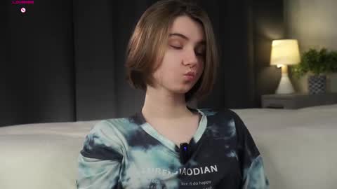 Meghan online show from February 18, 1:18 pm